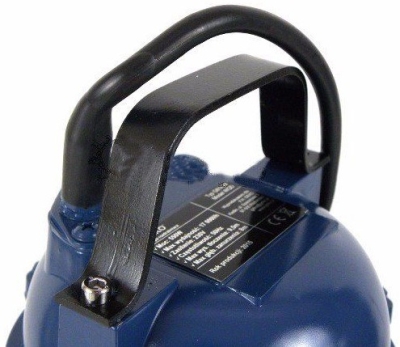 Kalové čerpadlo do studny a septiku 550W Litina GEKO G81424