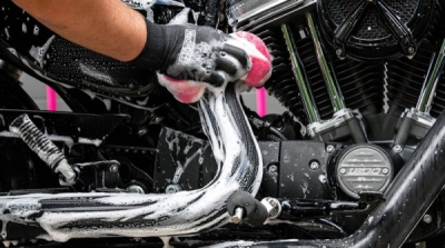 MUC-OFF růžová mycí houba 300