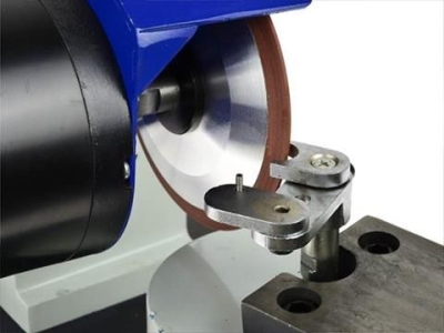 Bruska - ostřička pilových kotoučů 80-700mm 250W GEKO G81022