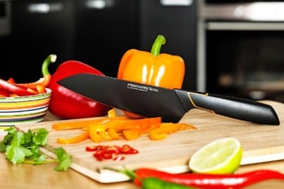 Fiskars nůž Santoku Edge 17 cm
