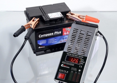 Digitální tester baterií Compass