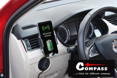 Compass držák telefonu LUKE-X bezdrátové nabíjení 10W silver
