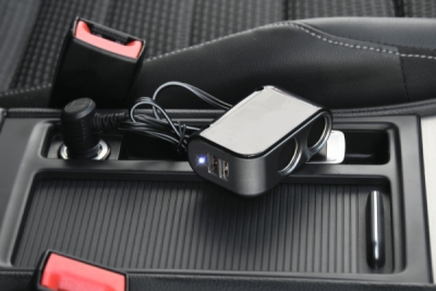 Compass rozdvojka 12/24V + 2x USB 2100mA