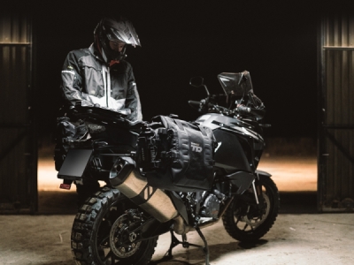 Kompletní sada sedlových brašen SHAD 130.kitTR40side-51 TERRA TR40, včetně montážní sady SHAD Ducati Multistrada 1200 V4
