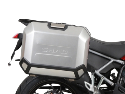Kompletní sada bočních černých hliníkových kufrů SHAD 130.kitTERRAside-18B TERRA BLACK 36L/47L , včetně montážní sady SHAD TRIUMPH Tiger 900
