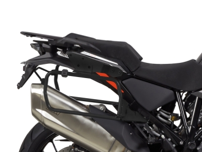Kompletní sada bočních černých hliníkových kufrů SHAD 130.kitTERRAside-22B TERRA BLACK 36L/47L , včetně montážní sady SHAD KTM Super Adventure 1290 (R, S)