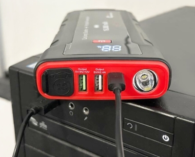 Compass powerbanka s funkcí SMART JUMP STARTER 16.000mAh 2000A