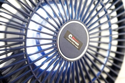 Compass ventilátor SILENT 210mm AKU nabíjecí 2000mAh s osvětlením klips