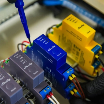 Shelly Pro Dimmer 0/1-10V PM - stmívací modul (LAN, WiFi, Bluetooth)