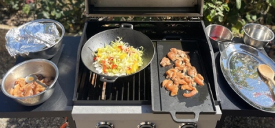 Grilovací pánev WOK LITINA 31cm Cattara 13069