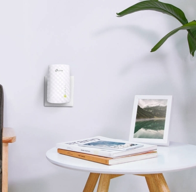 TP-Link RE200 Dual Band AC750 - zesilovač Wi-Fi signálu