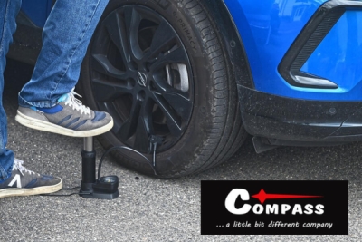 Compass hustilka nožní VERTI s manometrem