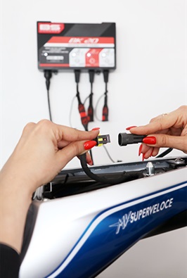 BS konektor BS-BATTERY PA02 pro MV Agusta