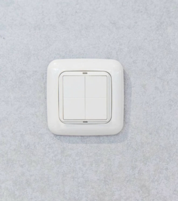 Shelly BLU Wall Switch 4 & Busch-Jaeger Adapter - inteligentní čtyřtlačítkový Bluetooth přepínač