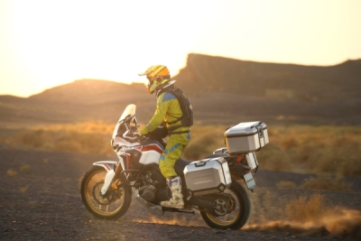 Vrchní hliníkový kufr na motorku SHAD Terra TR48 D0BTR48100