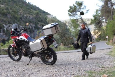 Vrchní hliníkový kufr na motorku SHAD Terra TR48 D0BTR48100