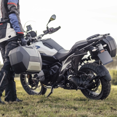 Boční kufry na motorku SHAD SH38X D0B38106 (rozšiřitelný koncept) karbonový