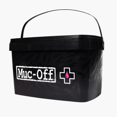 Motorcycle 8 in 1 Kit MUC-OFF 21197