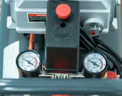 Matabro MB-K104, Olejový kompresor 50l, 230V | 2800W