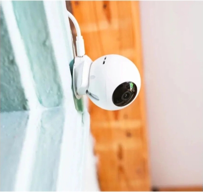 Shelly Camera White - inteligentní vnitřní Wi-Fi Full HD kamera, bílá