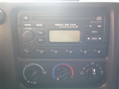 Ford Transit 2.0 TDCi - 9míst - DLOUHODOBĚ NEDOSTUPNÉ