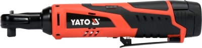Slagspärrskaft 12 V, 3/8"–1/2", 45 Nm, sats med 2 Ah batteri, laddare, hylsor och adapter YATO YT-82902