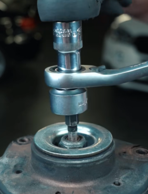 Instrumentu komplekts amortizatoriem 3/8" 1/2" SPLINE 17gab 939T1 YATO YT-38653