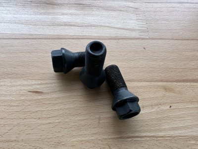 Bolt 14X1,25 27mm kegle Sort