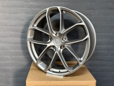 Fælge Racingline 565 R22x9.5 ET45 5x130 71.6 SG