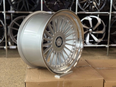 Fælge Racingline B1803 R18 8,5+10 ET20+ET15 5x120 74,1 SP