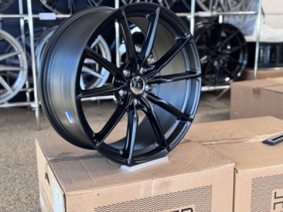 Racingline F112 R19x8.5 5x114.3 ET35 73.1 SB