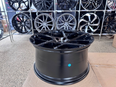 Racingline 3S190 R20 9+10 ET35+ET42 5x120 72.56 GB+MT