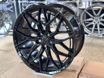 AMZ FA797 R20 9 ET35 5x112 66.6 B