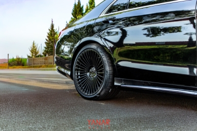 YANAR WHEELS UTC-030 9+10 ET28+ET40 5x112 66.6
