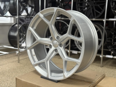 Racingline 334 R21x9 5x112 ET30 66.5 S