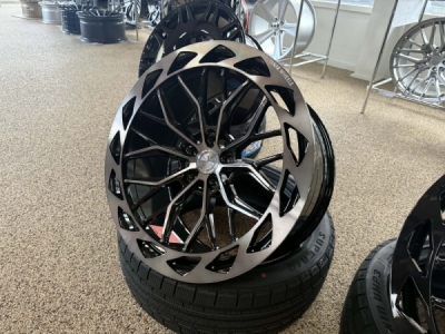 YANAR FLOW FORGED ZWO-038 R21 9+10 ET30+ET42 5x112 66.6 TB