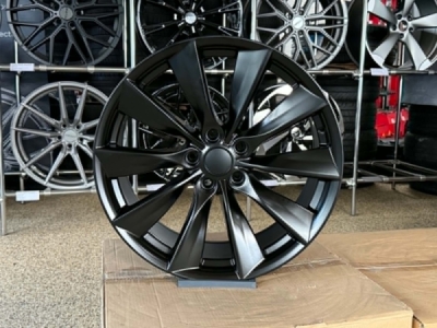 Carl 8,5X19 5X114,3 ET40 64,1 Satin Black