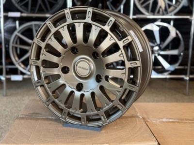 Riviera RXS5 R18x8 5x160 ET50 65.1 MBrz