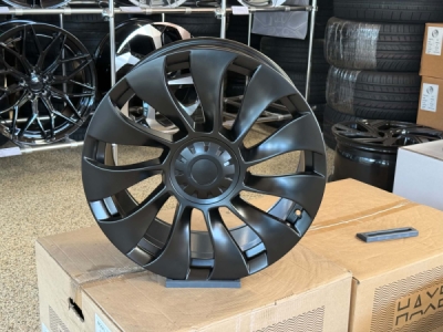 AMZ H3117F R19 9.5 5x114.3 ET45 64.1 BLHM