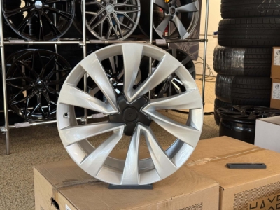 Racingline H3410 R20x9.5 5X114.3 ET 45 64.1 Silver Shining