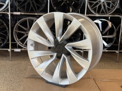 Racingline H3410 R20x9.5 5X114.3 ET 45 64.1 Silver Shining