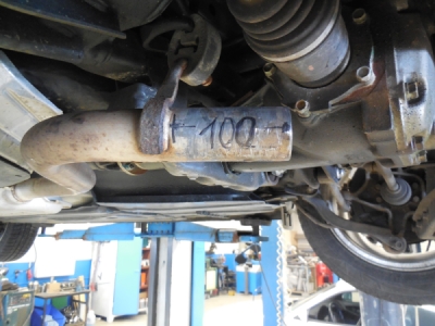 Subaru Impreza GP 4x4 Závěrečný tlumič výfuku křížový výstup vlevo vpravo FOX SU043013-461