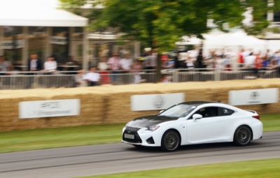 Lexus RC F (2015 a novější) Sportovní nerezový výfuk s karbonovými koncovkami QUICKSILVER LX006S