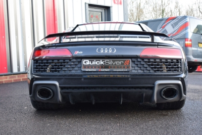 Audi R8 V10 (s GPF, 2020 a novější, EU spec.) Sada trubek nahrazujících OPF/GPF QUICKSILVER AU455A