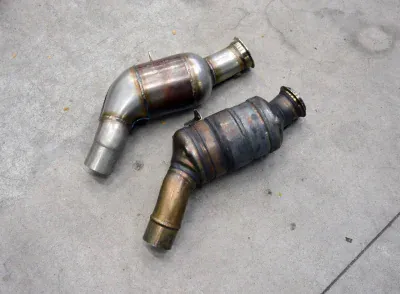 Downpipe pravý + Metalický katalyzátor 200CPSI Supersprint 756521