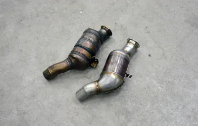 Downpipe pravý + Metalický katalyzátor 200CPSI Supersprint 756521