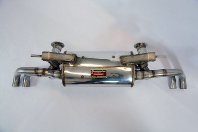 Zadní díl výfuku s ventily pravá - levá 4 výstupy - nahrazuje hlavní katalyzátor - lze nainstalovat na originální koncovky - 8,5 kg Supersprint 767054