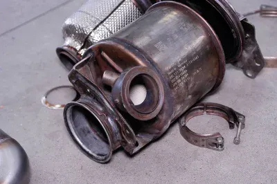 Downpipe s přírubami a záslepkami pro senzory (nahrazuje DPF) (jen Euro 6) Supersprint 773331