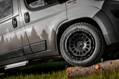 pneu Loder #AT1 225/55 R18 Adventure