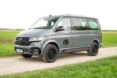 TWIN-MONOTUBE-PROJEKT AT3 ČERNÁ MATNÁ, OCHRANNÝ PRSTENEC 8,5×18" 5×120 (VW T5, T6 / T6.1, AMAROK)